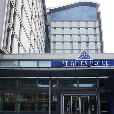 St Giles Heathrow - A St Giles Hotel Feltham Exterior foto
