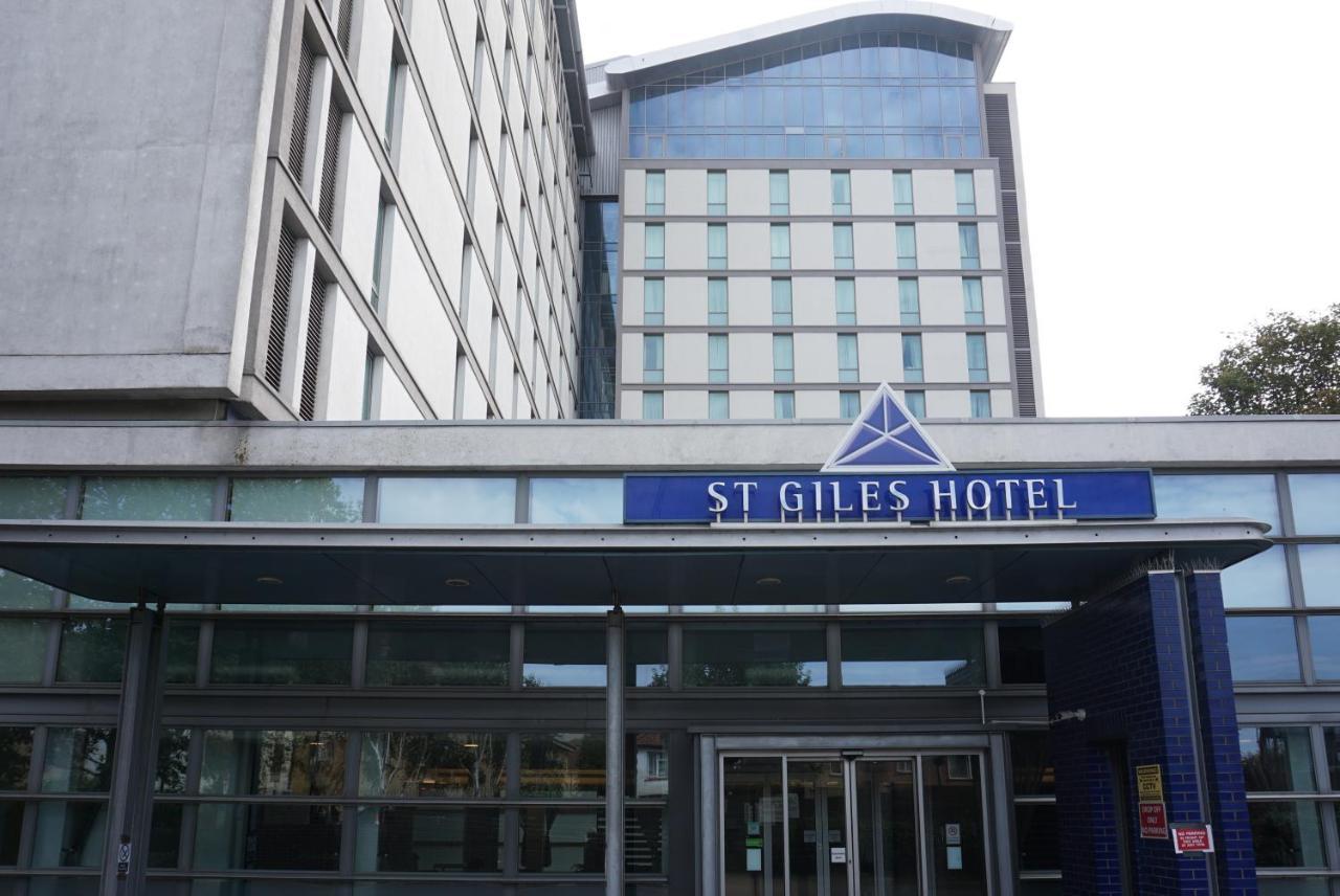 St Giles Heathrow - A St Giles Hotel Feltham Exterior foto