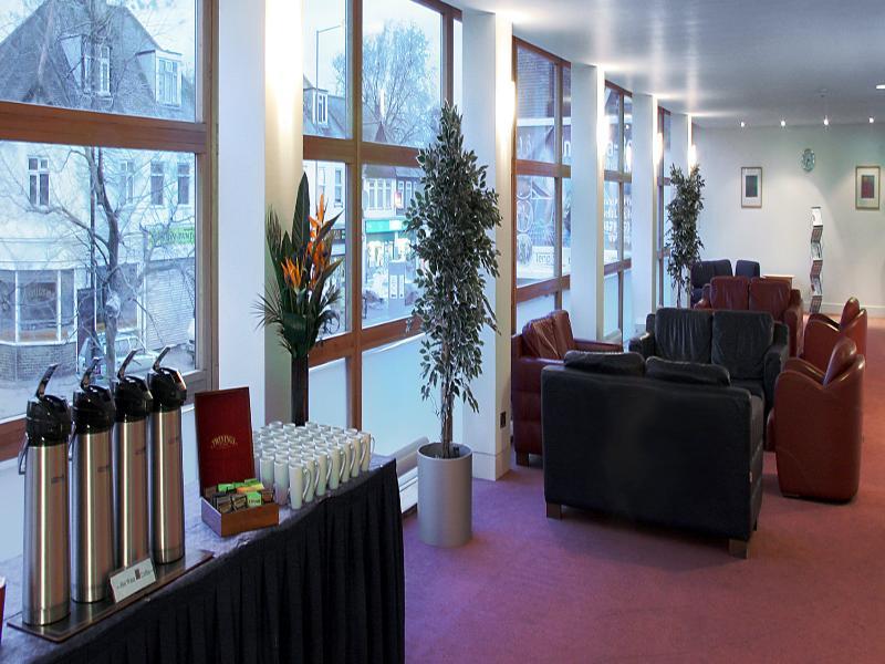 St Giles Heathrow - A St Giles Hotel Feltham Exterior foto